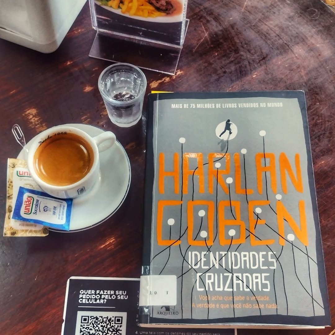 Bom dia leitores! Por aqui já estamos com nova leitura. Tem algum fã de Harlan Coben? <a href="/HarlanCoben/">Harlan Coben</a> <a href="/editoraarqueiro/">Editora Arqueiro</a> <a href="/skoobnews/">Skoob</a>