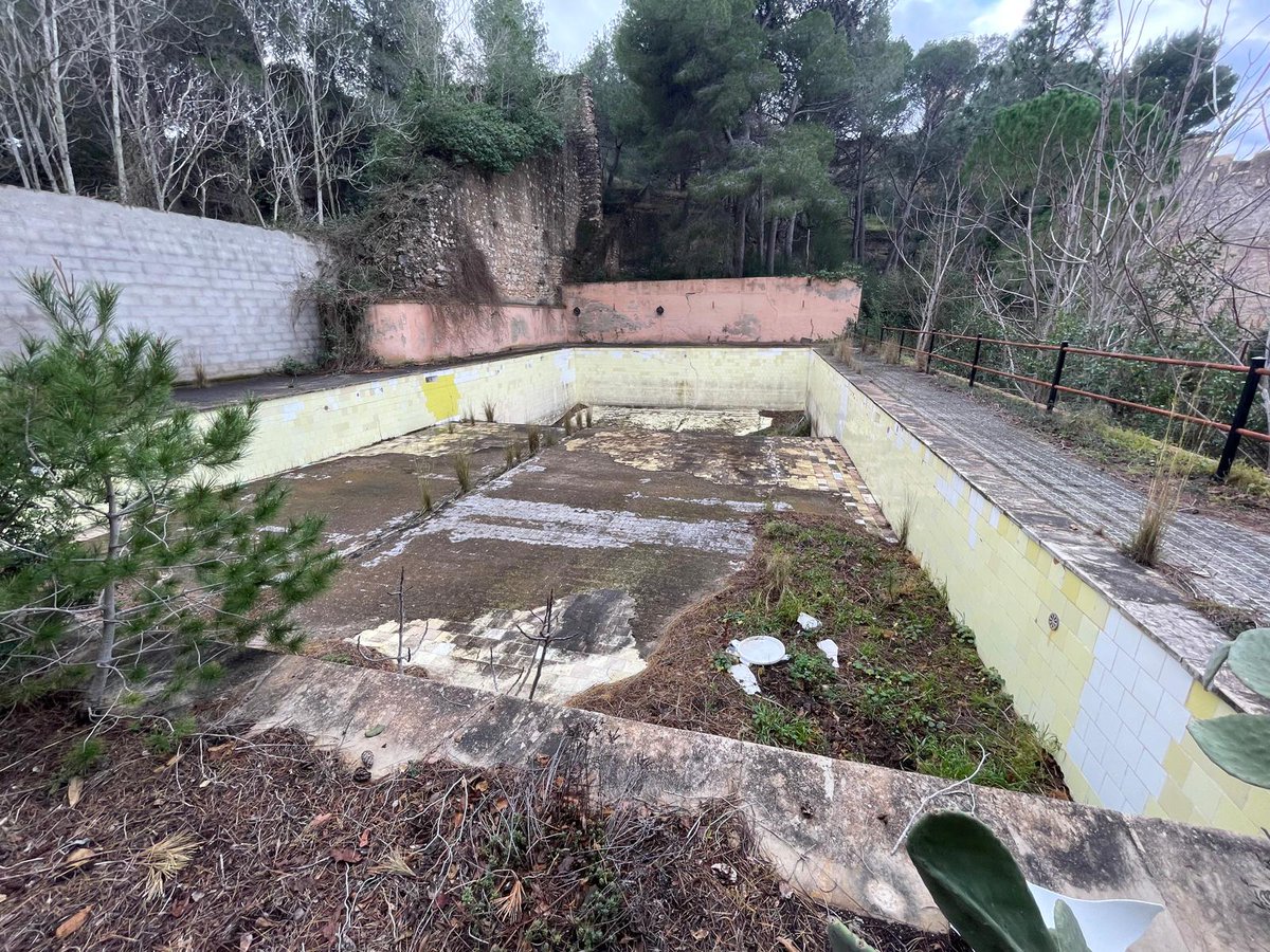 Iniciem la recuperació dels Josepets amb l'aprovació de la nova sala esportiva i la rehabilitació d'una de les naus. L'actuació costarà 3,4 milions i forma part d'un pla per recuperar el complex amb usos culturals,socials i educatius amb la recuperació de la piscina i residència.