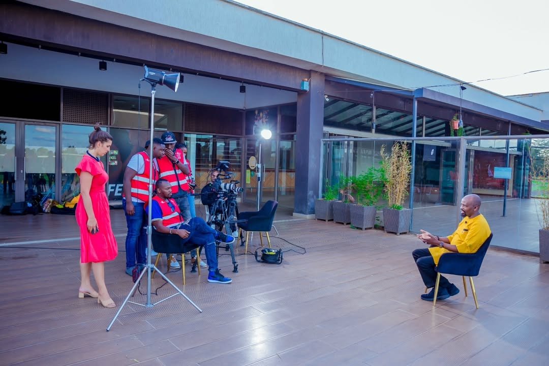 jacktonegram's tweet photo. #ThrowbackThursday to filming for @FaithDrivenEnt Africa! 🌍 with our amazing @bambastudios CREW. 
This incredible community supports Christ-following entrepreneurs 
find their community and fulfill their God-given call to create. https://t.co/pyt5i337X4