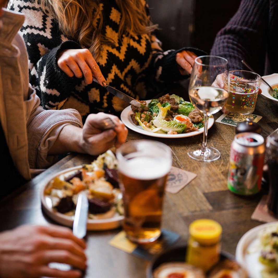 Our January set menu is only available for 1 more week 🍽️

Enjoy 2 courses for £18 and 3 courses for £22 throughout January on Monday-Friday. 

 #setmenu #mussels #musselsandfries #januaryblues #steakfries #steakandfries