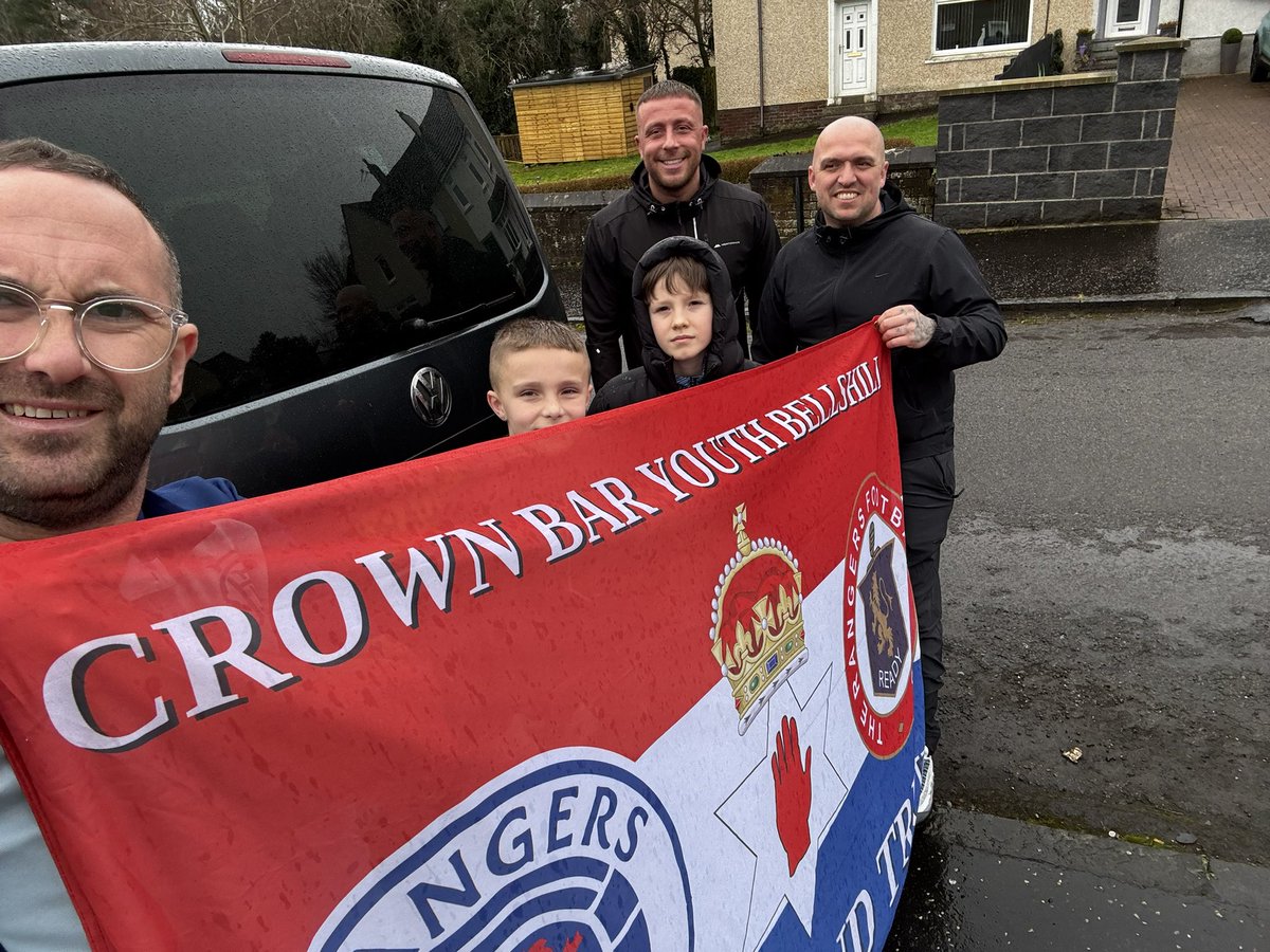 Crown Bar Loyal tweet media
