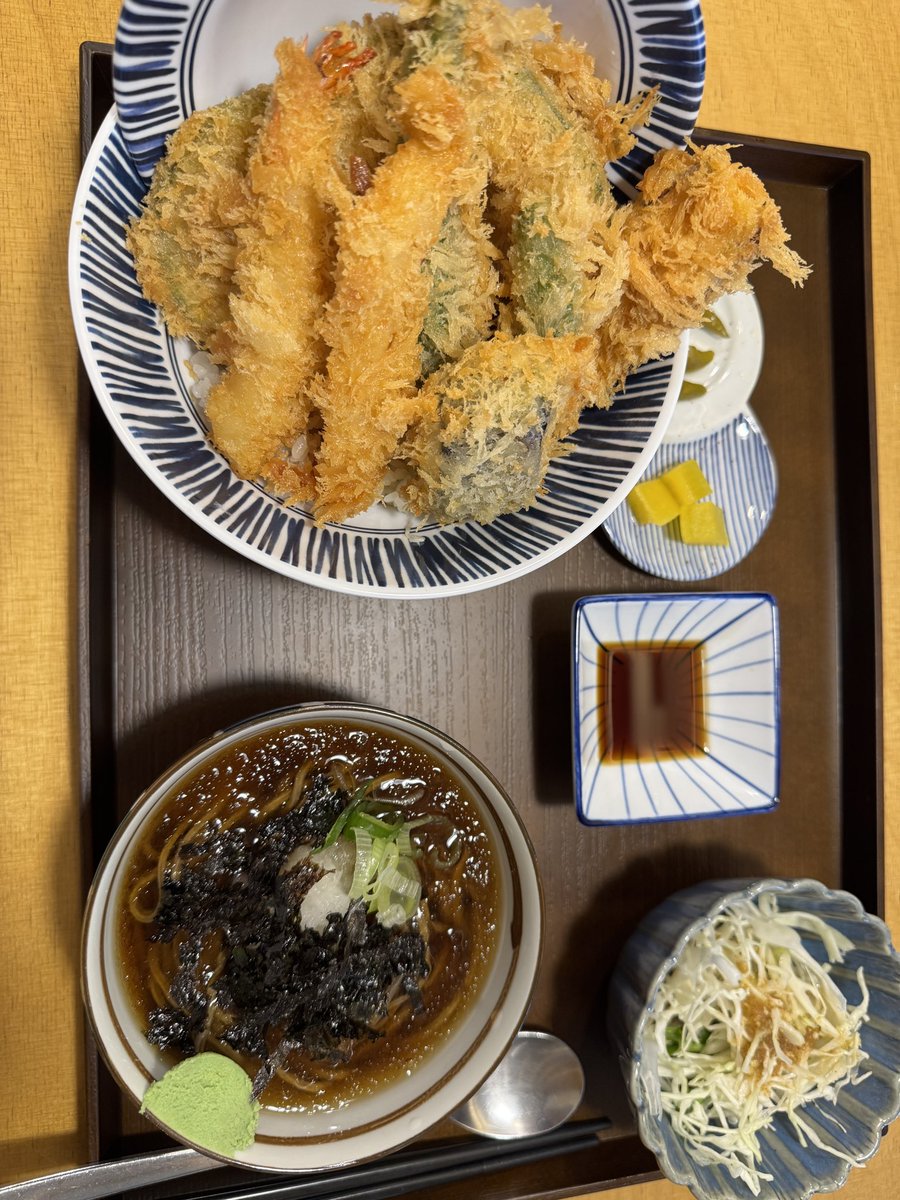 OmegaX_members's tweet photo. [#OX]

오랜만에 혼밥🍚

#OMEGA_X #오메가엑스
#재한 #JAEHAN https://t.co/gB4xOGYMpp