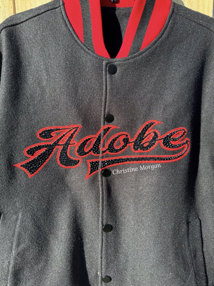 Decided to finally bling my <a href="/AdobeExpress/">Adobe Express</a> jacket &amp; I am absolutely obsessed. ✨

#AdobeEDUCreative
