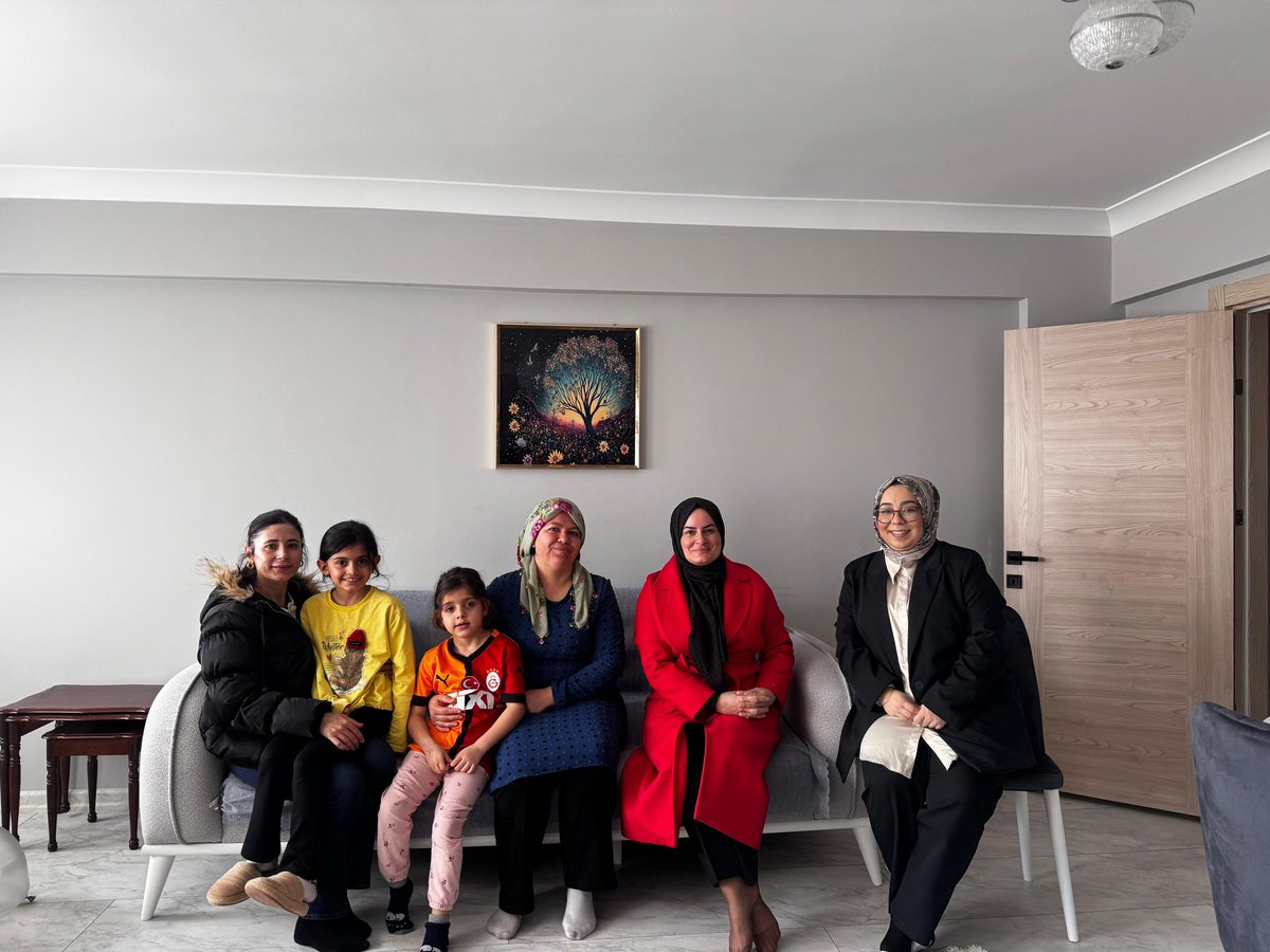 AK Kadın İzmit (@akkadinizmit41) on Twitter photo Kadıköy Mahallesi kadın üyelerimizi arayarak hal hatır sorduk, yakınlarını kaybeden üyelerimize taziye ziyaretinde bulunduk. Eşini kaybeden Sabahat Uyanık’a ve akrabası vefat eden Nejla Dünen’e başsağlığı dileklerimizi ilettik.
<a href="/aysekesir/">Ayşe Keşir 🇹🇷🇹🇷🇹🇷</a>
<a href="/yyaseminozdemir/">Yasemin Özdemir 🇹🇷🇹🇷🇹🇷</a> Kadıköy Mahallesi kadın üyelerimizi arayarak hal hatır sorduk, yakınlarını kaybeden üyelerimize taziye ziyaretinde bulunduk. Eşini kaybeden Sabahat Uyanık’a ve akrabası vefat eden Nejla Dünen’e başsağlığı dileklerimizi ilettik.
<a href="/aysekesir/">Ayşe Keşir 🇹🇷🇹🇷🇹🇷</a>
<a href="/yyaseminozdemir/">Yasemin Özdemir 🇹🇷🇹🇷🇹🇷</a>