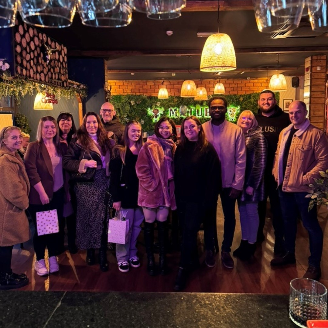 lwaltd's tweet photo. Thank you to #MaturoMeathouse in #Urmston for helping us to give Sharon a fab send off for her retirement! Read more team news and important information about #taxscams with the approaching 31st January #selfassessment deadline, in our January #newsletter.
https://t.co/m016EqVOna https://t.co/EbvVbladYB