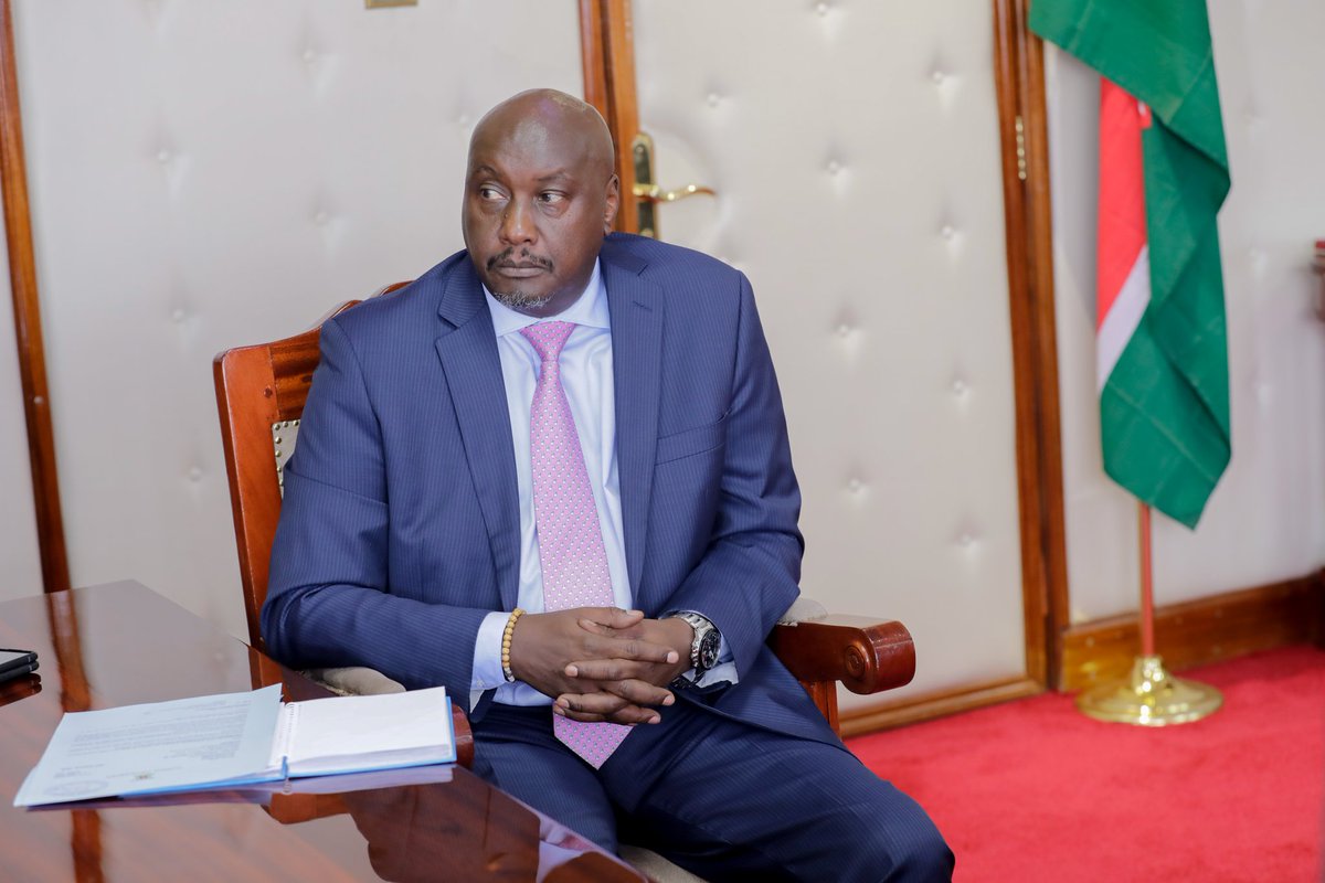 HonJBMuturi's tweet photo. Receiving my daily briefing today from PS State Department for Public Service and Human Capital Development Mr. Amos Gathecha. 

We focused on our ongoing initiatives to enhance public service delivery and strengthen human capital development. Together, we are committed to ensuring that our services effectively meet the needs of all Kenyans.