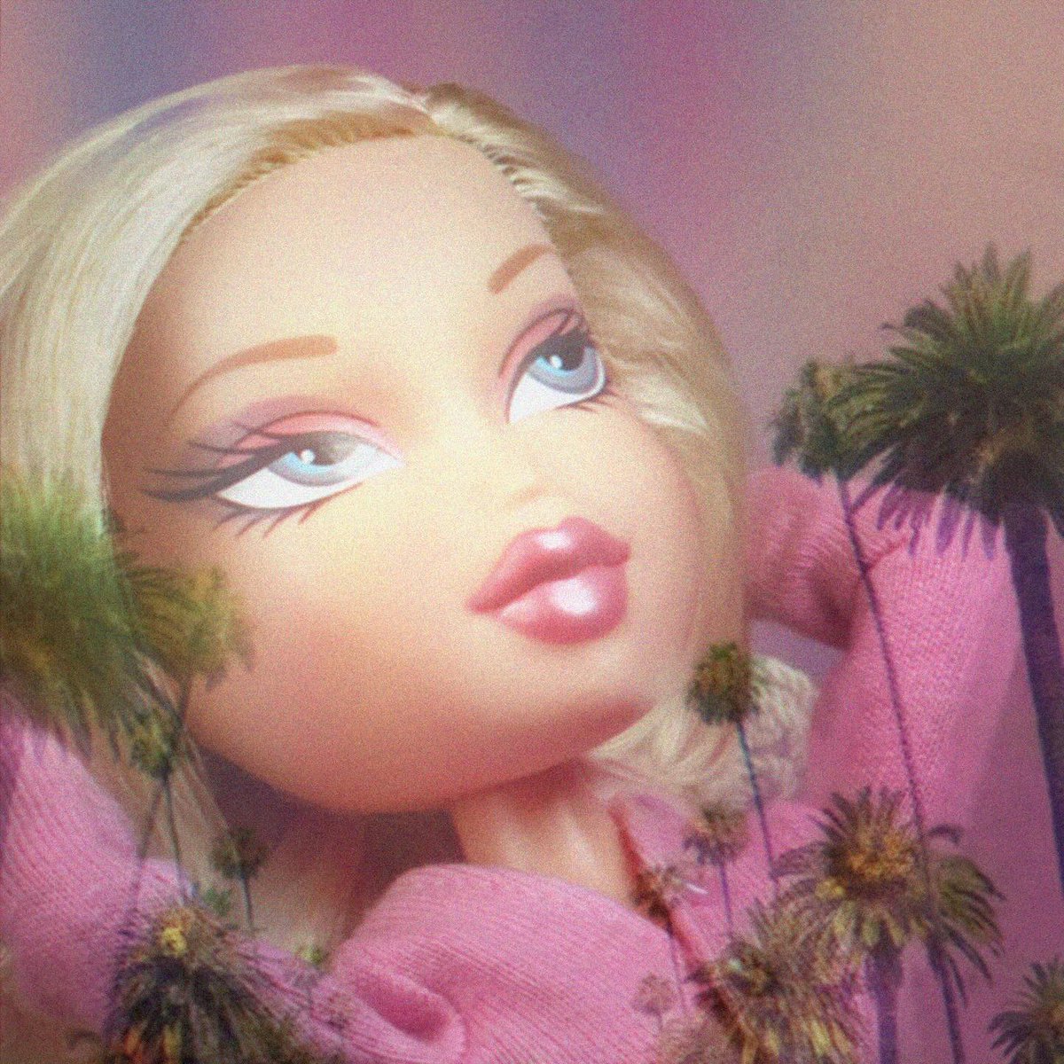 ThatsOurWaldo's tweet photo. Move over Barbie, Bratz just went full Lynchian! https://t.co/LUc3gj8bHt