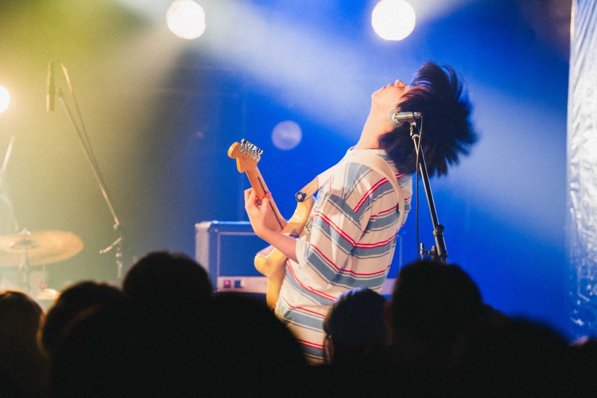 298band's tweet photo. 【📸LIVE PHOTO📸】

1.20(月) @ LIVE SQUARE 2nd LINE

ニィキュッパpre.
「ハッピィエンド」

photo by @momoko_8k 📸 https://t.co/s1O8qvhkMy