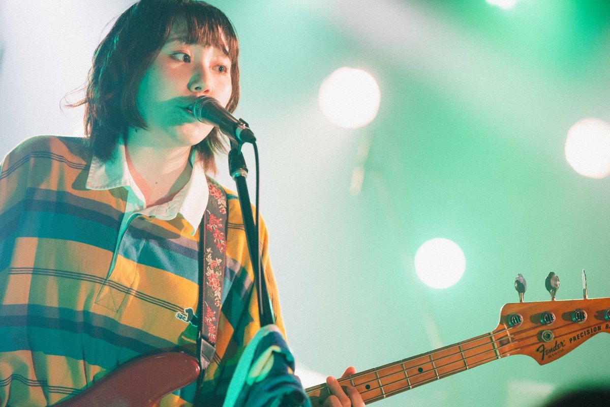 298band's tweet photo. 【📸LIVE PHOTO📸】

1.20(月) @ LIVE SQUARE 2nd LINE

ニィキュッパpre.
「ハッピィエンド」

photo by @momoko_8k 📸 https://t.co/s1O8qvhkMy