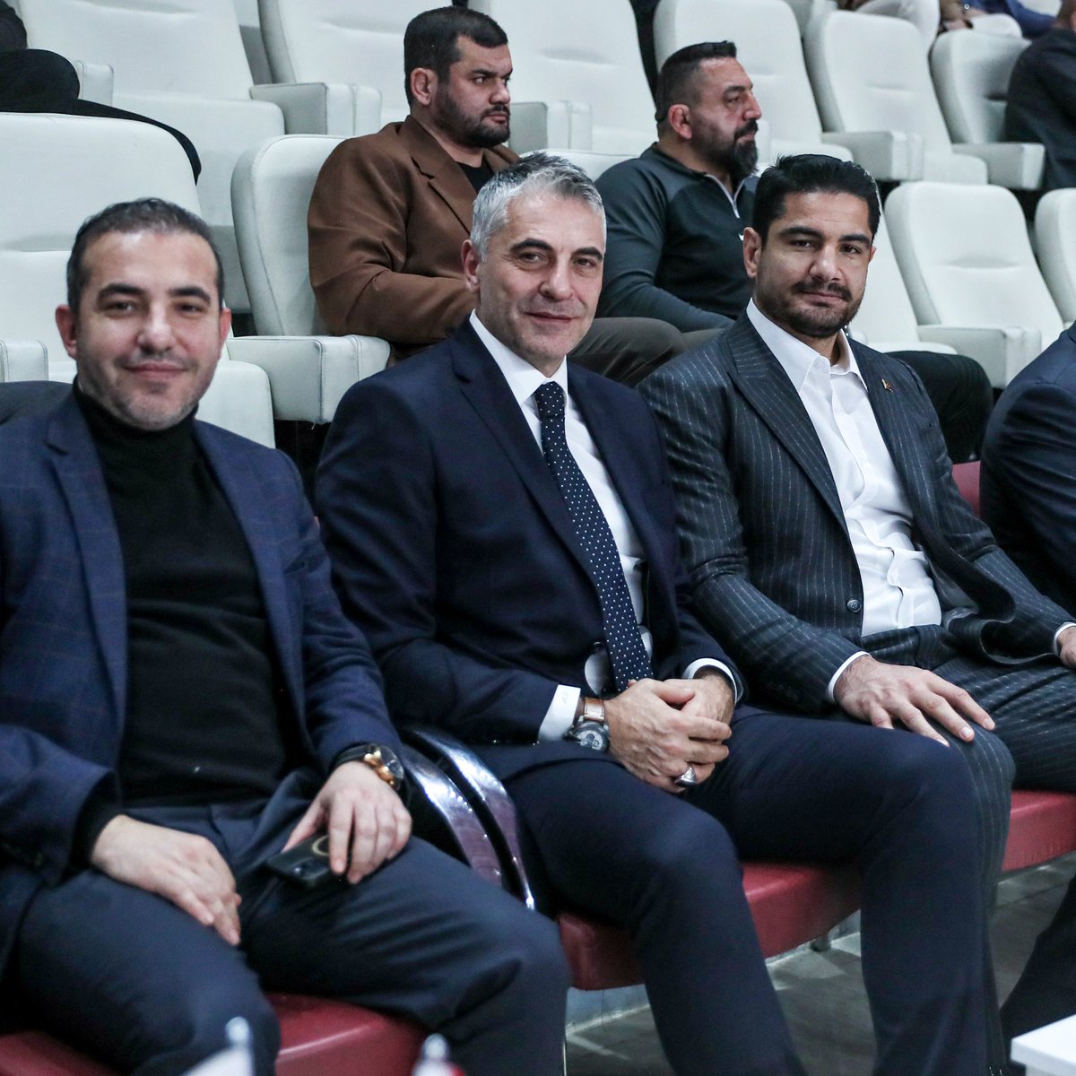 TRguresFed's tweet photo. Büyükler Türkiye Güreş Şampiyonası tüm hızıyla devam ederken, Spor Hizmetleri Genel Müdürlüğü Sporcu Yetiştirme Dairesi Başkanı Ali Sosanoğlu ve Olimpik Sporcu Takibi Şube Müdürü Ahmet Goral ziyarette bulundu ve Türkiye Güreş Federasyonu Başkanı Taha Akgül ile birlikte maçları yakından takip ettiler.