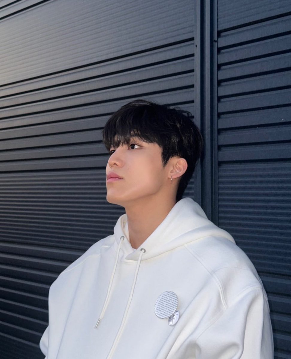 gise mode clingy #elgise 

wolfiebear few tweets au