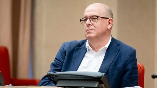 Emili Gilabert (@emigilabert) on Twitter photo <a href="/J_Zaragoza_/">José Zaragoza</a> t’hauria de caure la cara de vergonya, sinvergüença!!! Amagat sota l’escó hauries d’estar
El matí de Catalunya Ràdio
José Zaragoza: "Per donar una bufetada al govern, l'han donada a la cara dels pensionistes" <a href="/J_Zaragoza_/">José Zaragoza</a> t’hauria de caure la cara de vergonya, sinvergüença!!! Amagat sota l’escó hauries d’estar
El matí de Catalunya Ràdio
José Zaragoza: "Per donar una bufetada al govern, l'han donada a la cara dels pensionistes"