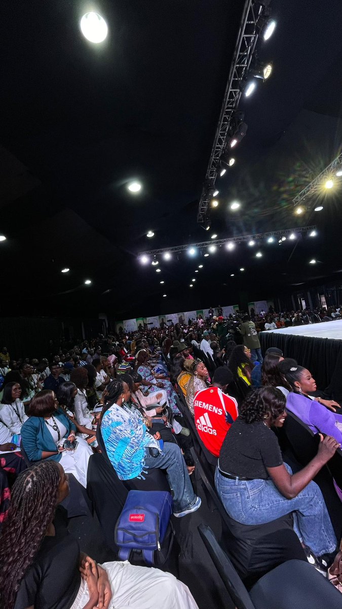 heisizumichaels's tweet photo. We're outside for #AfricanCreatorsSummit2025

It's ongoing &amp; you can tell that it's going as planned

Those of us who registered for it are active as expected https://t.co/cjuJBodFT2