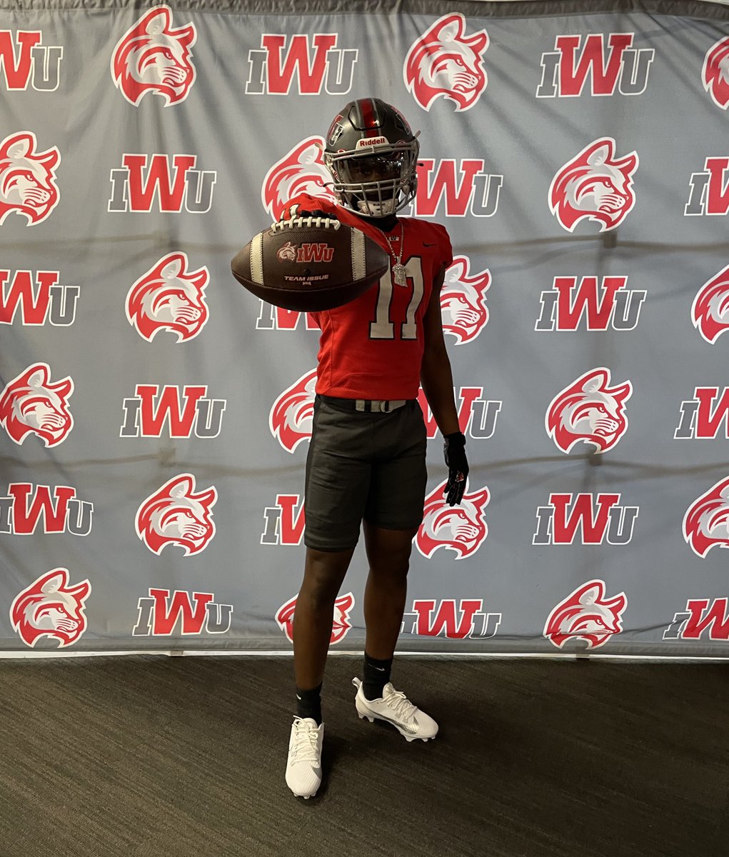 #AGTG after a conversation with <a href="/Coach_Cush/">Jaylen Cushenberry</a> I am excited to announce I have received an offer from <a href="/IndWesleyan_FB/">Indiana Wesleyan FB</a> ‼️‼️<a href="/travispalmer7_/">Travis Palmer</a> <a href="/Coach_Rode/">Andrew Rode</a> <a href="/DCHawkFootball/">DCHS Football</a> <a href="/DCHawkPOWER/">HAWKS Athletic Performance</a>  <a href="/enrightkyle13/">CoachEnright13</a> 
<a href="/Coach_Mendez35/">Ian Mendez</a> <a href="/IndianaPreps/">Indiana Preps</a> <a href="/Bryan_Ault/">Bryan Ault - Midwest Scout</a>