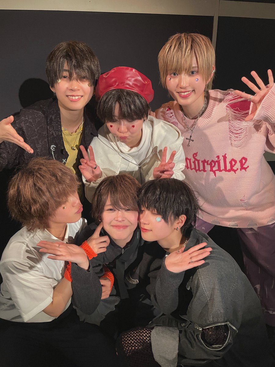 tendouta14o's tweet photo. 今日この日まで、みんなそれぞれに「#dreamBoat研究生」って場所を繋いでくれて本当にありがとう〜！！！💐✨

どうか、みんなのこれからに、幸あれーーー！！！！！！！！💐✨

#梨人 #翔琉 #吟華 #永牙 #友夢 #響玖 #想太 https://t.co/swfSuc2umX