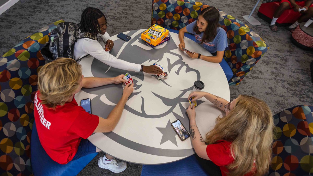 Cumberlands is among the first higher education institutions to receive the new “International Award” from Colleges of Distinction. 

ucumberlands.edu/news/cumberlan…
#ucumberlands #PatsNews