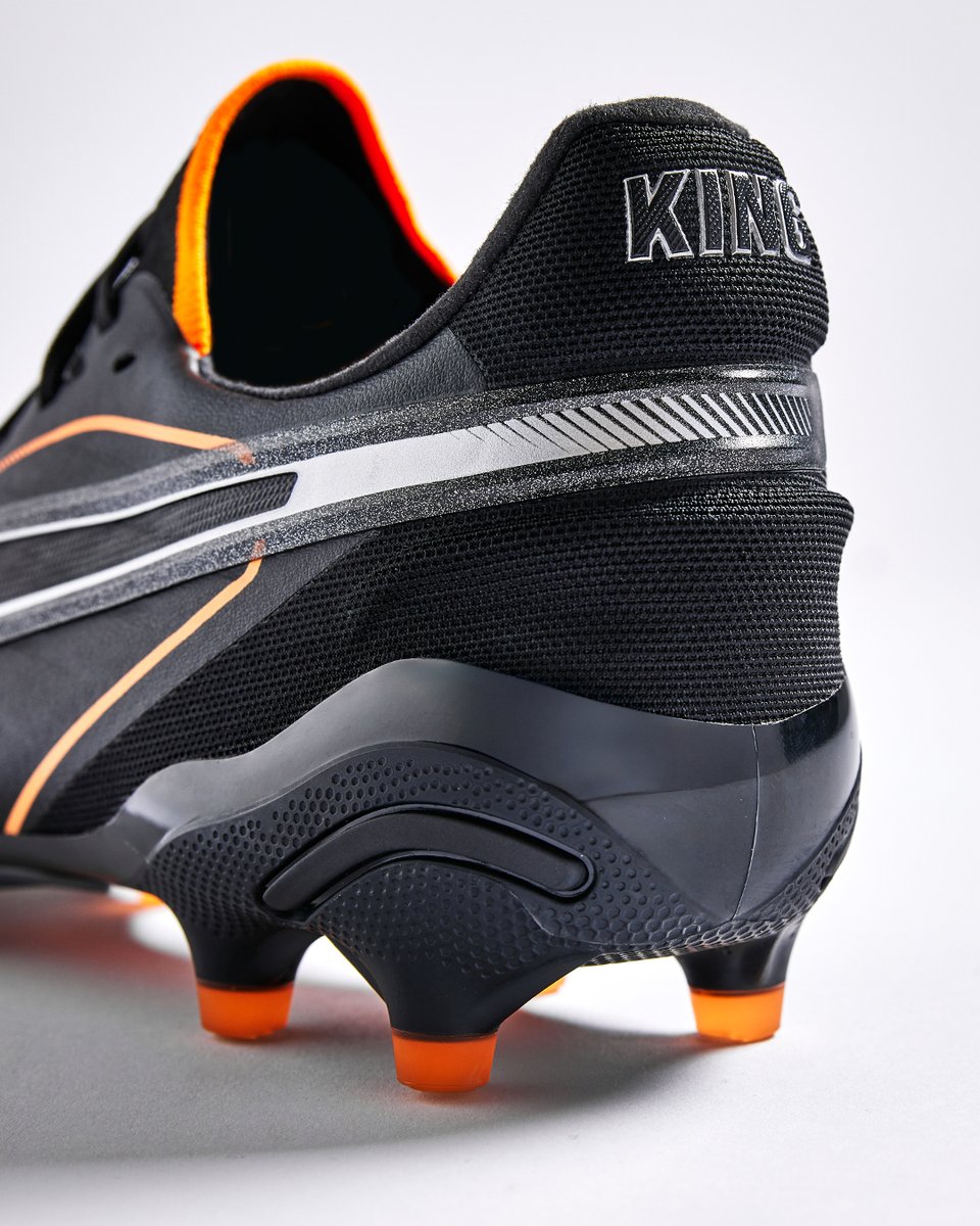 ProD_Soccer's tweet photo. Available Now: https://t.co/siNw44YExc
Long live the KING 👑 The new PUMA King Ultimate Eclipse, with that stunning pop of colour, is a thing of beauty 😍 Shop online now at Pro:Direct Soccer 📲 #prodirectsoccer #puma #pumaking https://t.co/6lAR9No2Te