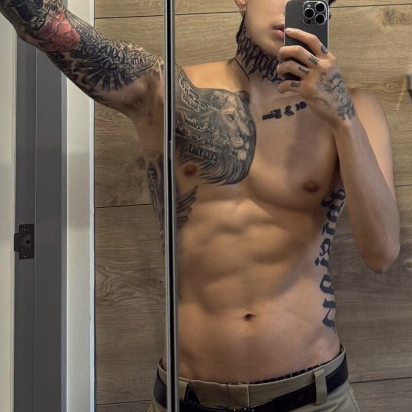 im_anonimouse's tweet photo. ‘The OnlyFans’
kp0p smut series on ao3

🎥 🔞 on camera
🎥 j4y p4rk x idol
🎥 tags di gambar
🎥 unlimited/? chapter &amp; cast i guess

baca di:
https://t.co/8VKLr4ob2X https://t.co/bRuoMKX8yI