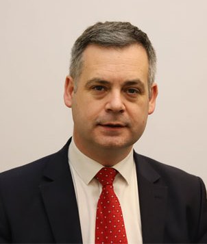 7LATG4's tweet image. 7LÁ anocht ar @TG4TV ag 8pm le @mairinnighadhra

▶️Rialtas nua agus Taoiseach le ceapadh amárach - @daracalleary / @PearseDoherty #Rialtas

▶️Donald Trump mar Uachtarán na Stát Aontaithe Mheiriceá den dara huair - Dr Úna Ní Bhroiméil / Diarmuid Mac Suibhne #USAElection2024