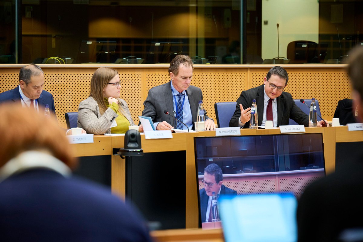 PromethEUsNT's tweet photo. 🚀On 09.12.24, we convened at "SHAPING THE BLOC’S FUTURE: A Blueprint for the #Digital #Priorities of the New 🇪🇺 Mandate". 

Policymakers &amp; stakeholders came together to chart the course for a digitally empowered EU. 
👉https://t.co/QLfhPkdRUT https://t.co/d1mqXuQcOT