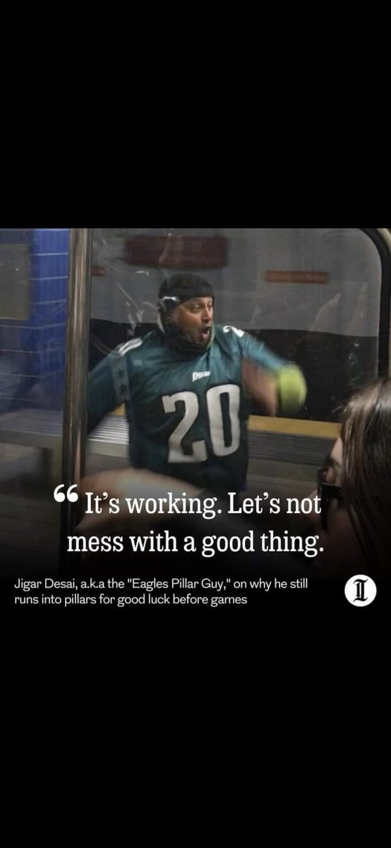 Eagles Pillar Guy tweet media