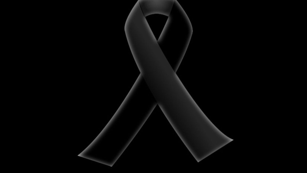 Suvesiir's tweet photo. Yüreğim yasta. 
Karne sevincini yaşayamadan yiten çocuklar bizim çocuklarımız.
66 can tatil yapmak için gittiği otelde yanarak can verdi.
51 yaralı. 😥😥😥 https://t.co/asIaU9W92q