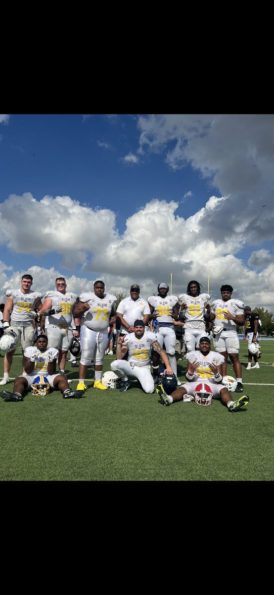 Last 4/5 Days was overwhelming and incredible. Thank you <a href="/PodyumBowl/">The Podyum All-Star Bowl</a> &amp; Miami,FL for giving me an opportunity to showcase my skills. What a Week‼️💯

Me &amp; <a href="/CoachWChristian/">Coach Christian</a> representing <a href="/LUBoysFootball/">Langston Lions FB</a> <a href="/LangstonSports/">Langston Athletics</a> 🦁🧡💙
#SENIORBOWL #MIAMI #EARNYOURLEVEL