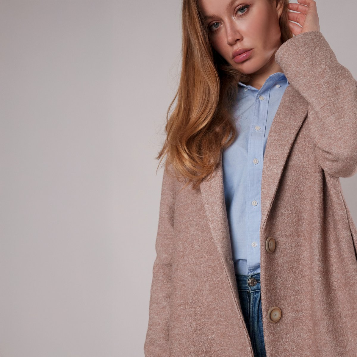 Mood_Fabrics's tweet image. 🎉 Introducing the FIRST free sewing pattern of 2025: The Bergen Coat! 🎉

#MoodBergenPattern #MoodFabrics #FreeSewingPattern #BoiledWool #WoolCoating