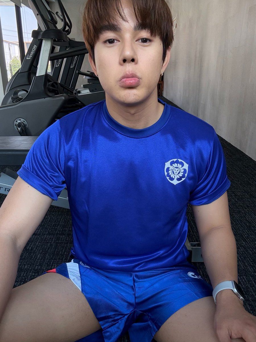 man (@manwattha) on Twitter photo 