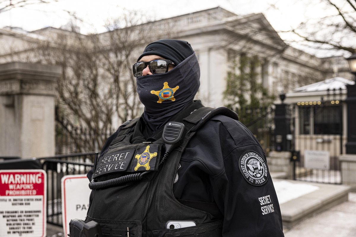 SecretService's tweet image. We couldn't be prouder of our personnel as they stand dedicated to ensuring the safety and security of everyone during this year's 60th Presidential Inauguration.