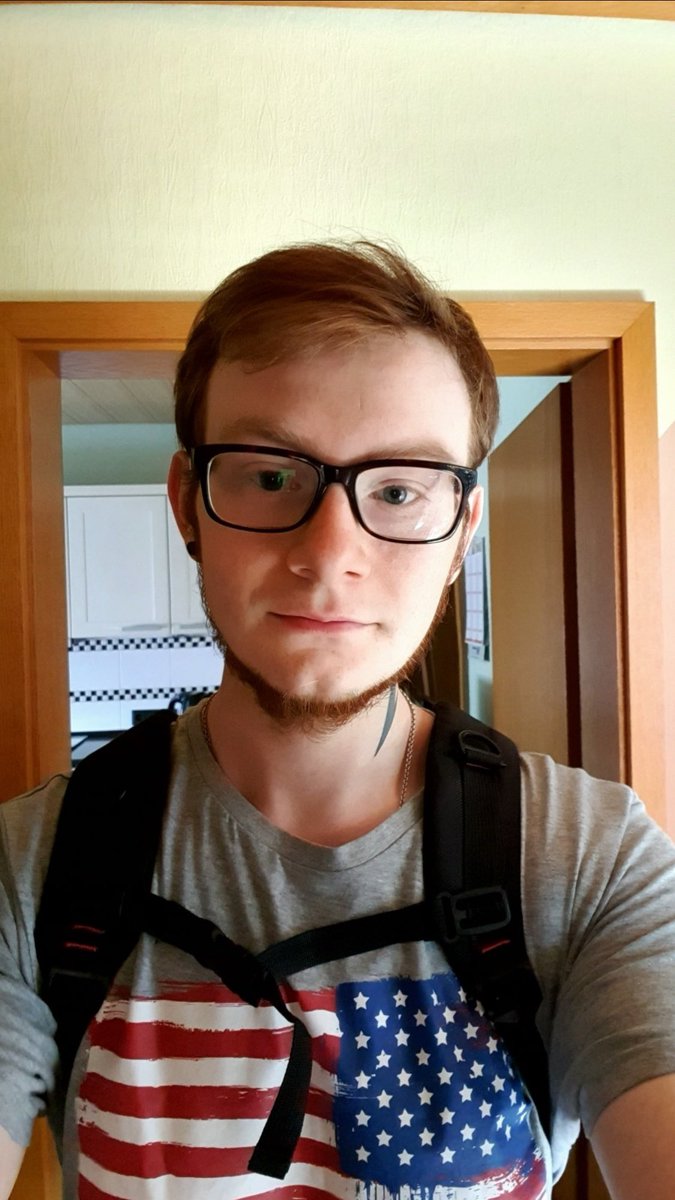 M2Kevin's tweet photo. #gay #nerd #memory2019 https://t.co/HhnV8NMU6M
