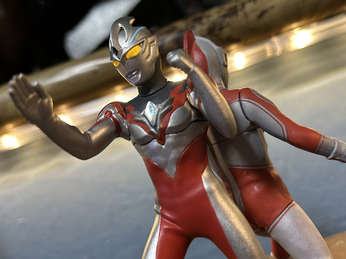アルティメットルミナス ウルトラマンアーク カラータイマー光ります「アルティメットルミナス ウルトラマンアーク