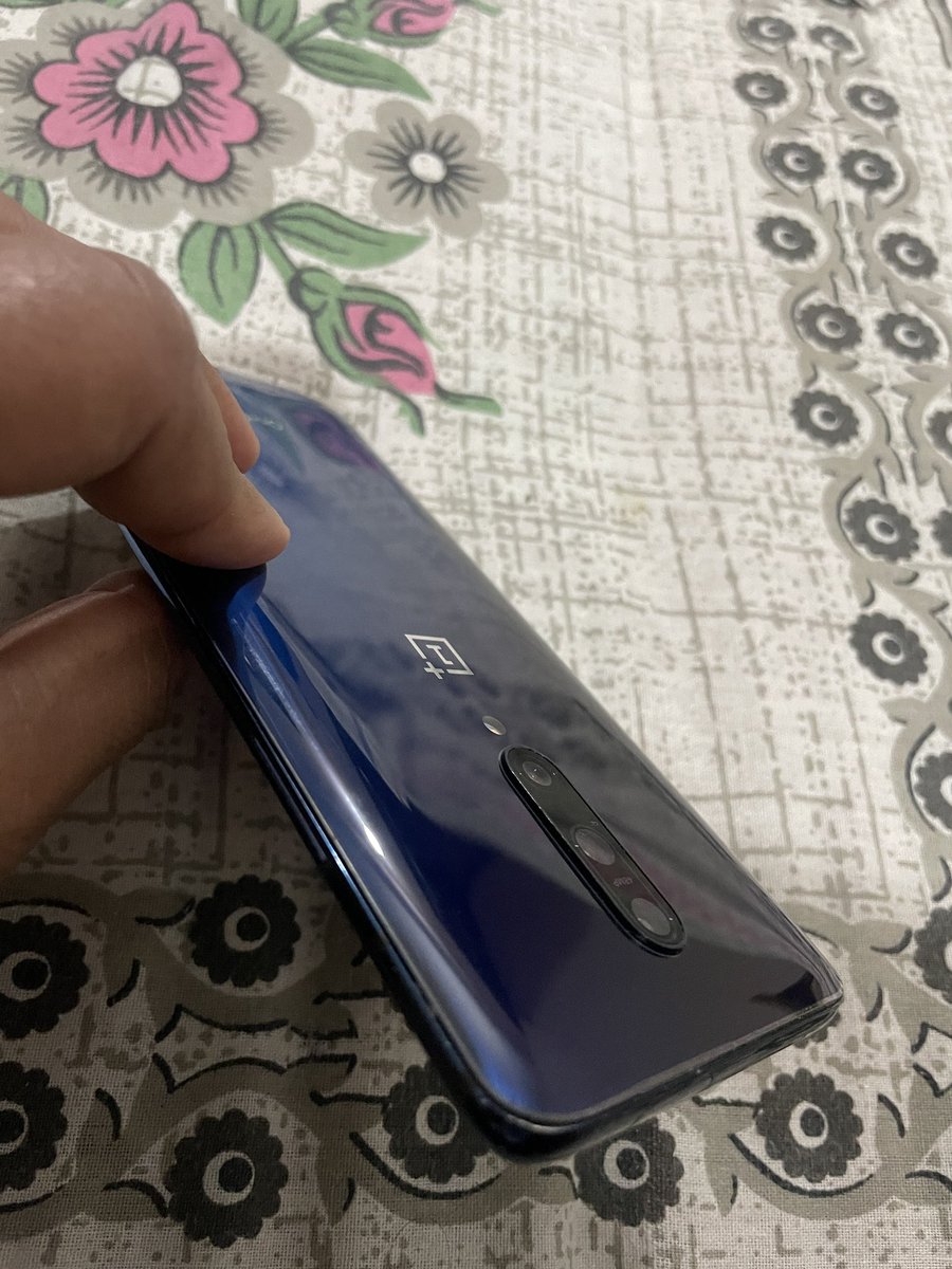 aakasharmaa2's tweet image. Extremely disappointed with my #OnePlus7Pro. Bought it for ₹45, and it suddenly turned off during a call. Took it to @OnePlus_IN @OnePlus_Support , and they say the motherboard is gone—₹25k to repair! How is this justified when the phone’s value is less than the repair cost?