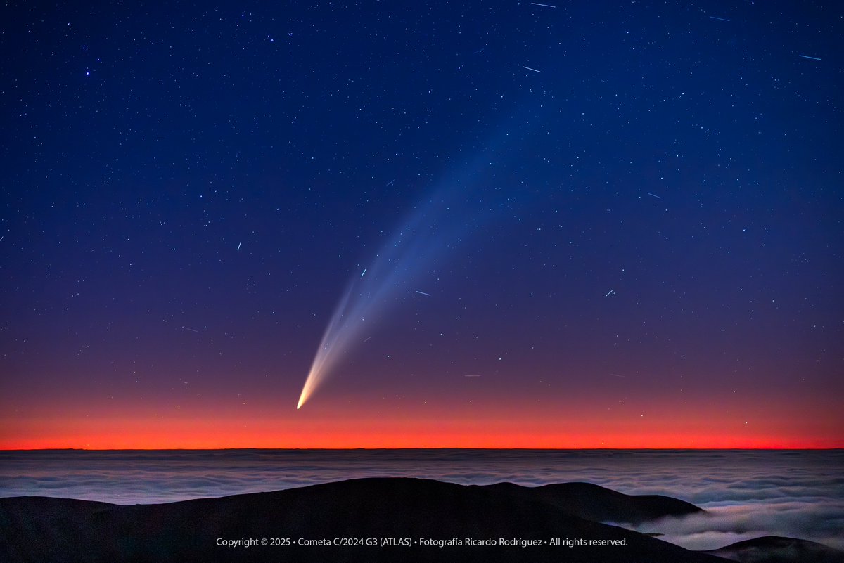 foto_reporte's tweet photo. La aparición del cometa C/2024 G3 (ATLAS) en Antofagasta fue un espectáculo celestial que dejó una huella imborrable en quienes tuvimos la fortuna de observarlo. 📸❤
#Antofagasta #c2024g3 #CometaAtlas #astrophotography #astronomy @esoastronomy  @astronomiauchile @AstroChileFoto https://t.co/CyDV5CUePQ
