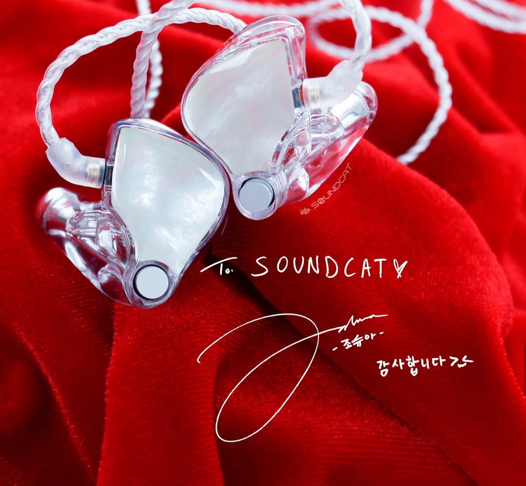 cupofjihan's tweet photo. guys, Shua’s new in-ear is you know Philippines is known as “Pearl of the Orient Seas”, tapos ano si Shua mahilig sa adobo at sinigang, then opm artists, tapos na scam siya ng taxi, nag vacay sa mnl and cebu, so, In Conclusion, SHUA IS NOYPI. (miss k na sya 😭) https://t.co/8tfXGaFx6Z