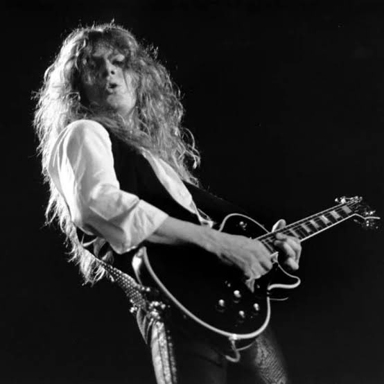 estebantavares's tweet photo. Bah, o John Sykes morreu 💔 https://t.co/FkPvatHtTZ
