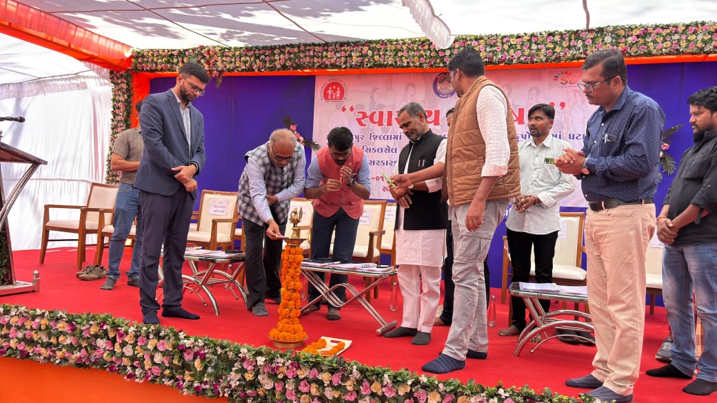 dieco_cu_health's tweet photo. આજરોજ માન.કલેકટર સાહેબ શ્રી નાં અધ્યક્ષ સ્થાને માતામરણ તથા બાળમરણ અટકાવવા તથા કુપોષણ મા ઘટાડો,સિકલસેલ એનિમિયા અટકાયત માટે અસરકારક આયોજન અને તેની અમલવારી માટે ઇકો ટુરિઝમ કેવડી ખાતે સ્વાસ્થય પરિસદ યોજવામાં આવ્યો.@bharats50821280 https://t.co/R3rhszQyLI