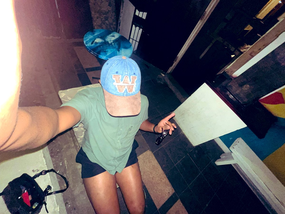 kila ga eh thick thighs save lives !!