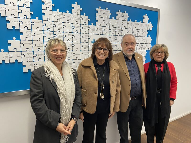 La Unió (@uchcat) on Twitter photo 🤝Conveni de col•laboració amb la <a href="/Fatec/">Fatec, Gent Gran CAT</a>
🎯Envelliment saludable i actiu: incentivar actuacions en favor de la promoció de les persones grans dins la societat.
📸<a href="/PepaRomero10/">Pepa Romero</a>, Roser Fernández, Josep Carner i <a href="/agonzalezm53/">Chón González Mestre🎗</a>. 🤝Conveni de col•laboració amb la <a href="/Fatec/">Fatec, Gent Gran CAT</a>
🎯Envelliment saludable i actiu: incentivar actuacions en favor de la promoció de les persones grans dins la societat.
📸<a href="/PepaRomero10/">Pepa Romero</a>, Roser Fernández, Josep Carner i <a href="/agonzalezm53/">Chón González Mestre🎗</a>.