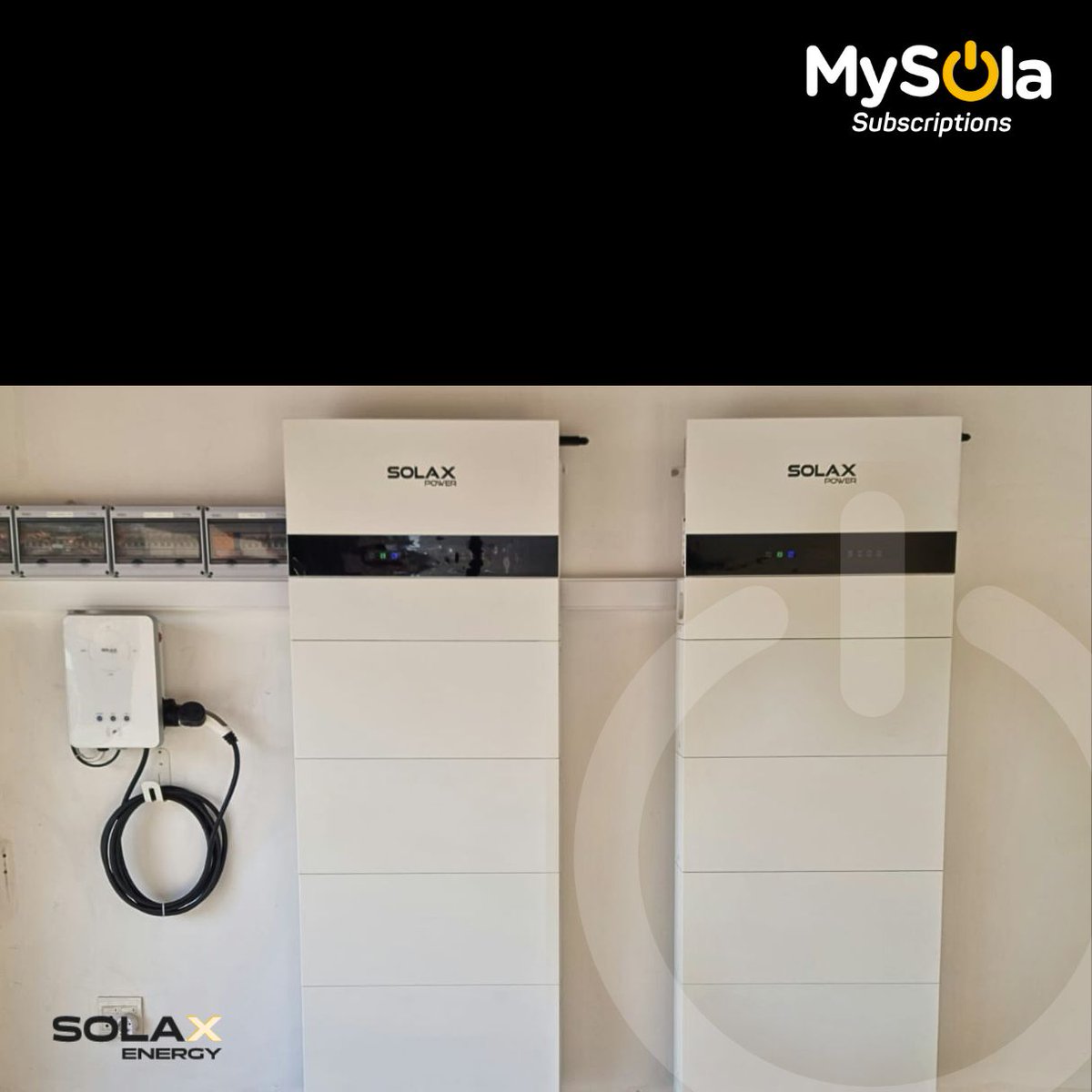 _SolaxEnergy_'s tweet photo. ☀️📸 Enjoy our #Solax MySola Subscription Showcase at Serengeti Golf and Wildlife Estate!

The installation includes the groundbreaking Solax IES all-in-one inverter, battery and battery management system.
#SolarSavings #Solax #solaxenergy #MySola #Subscription #SolaxCase #Saving https://t.co/WUpLeT5RSX