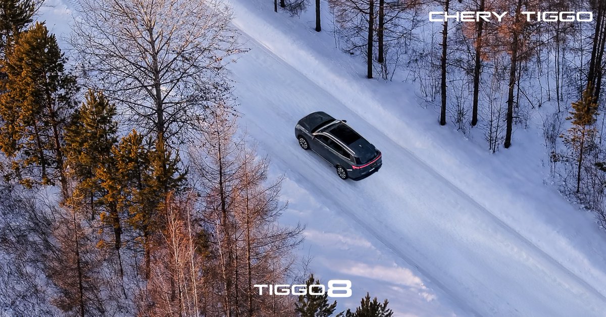 CheryAutoCo's tweet image. Enjoy a safe, smooth driving.  
The TIGGO 8 with AWD is your perfect companion. It conquers icy and snowy roads, offering unbeatable traction. Safety, always. 🚗✨  
#Chery #TIGGO8 #WinterTesting #AWD