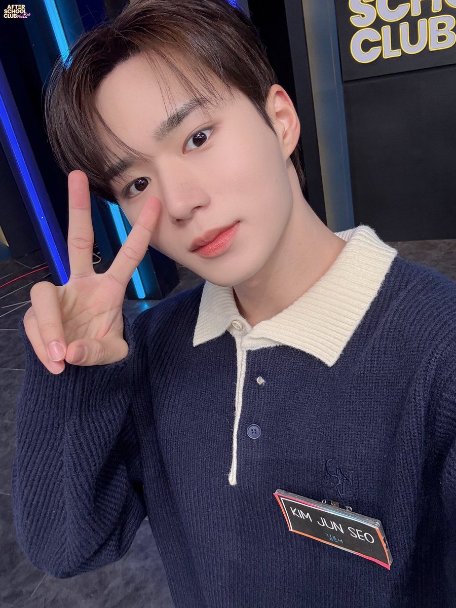 arirang_ASC's tweet photo. [WEi]
⠀
오랜만에 만나 더 반가웠던 WEi와 함께한
오늘의 ASC 🍀🤍
#NOTENOUGH 곡 이야기부터
예상 밖의 결과가 속출한 이미지 토크까지 ⌯'▾'⌯
열심히 해준 우리 멤버들
그리고 루아이 모두 감사합니다♡
⠀
#WEi_ASC #WEi @WEi__Official https://t.co/mL6HDPdHGl