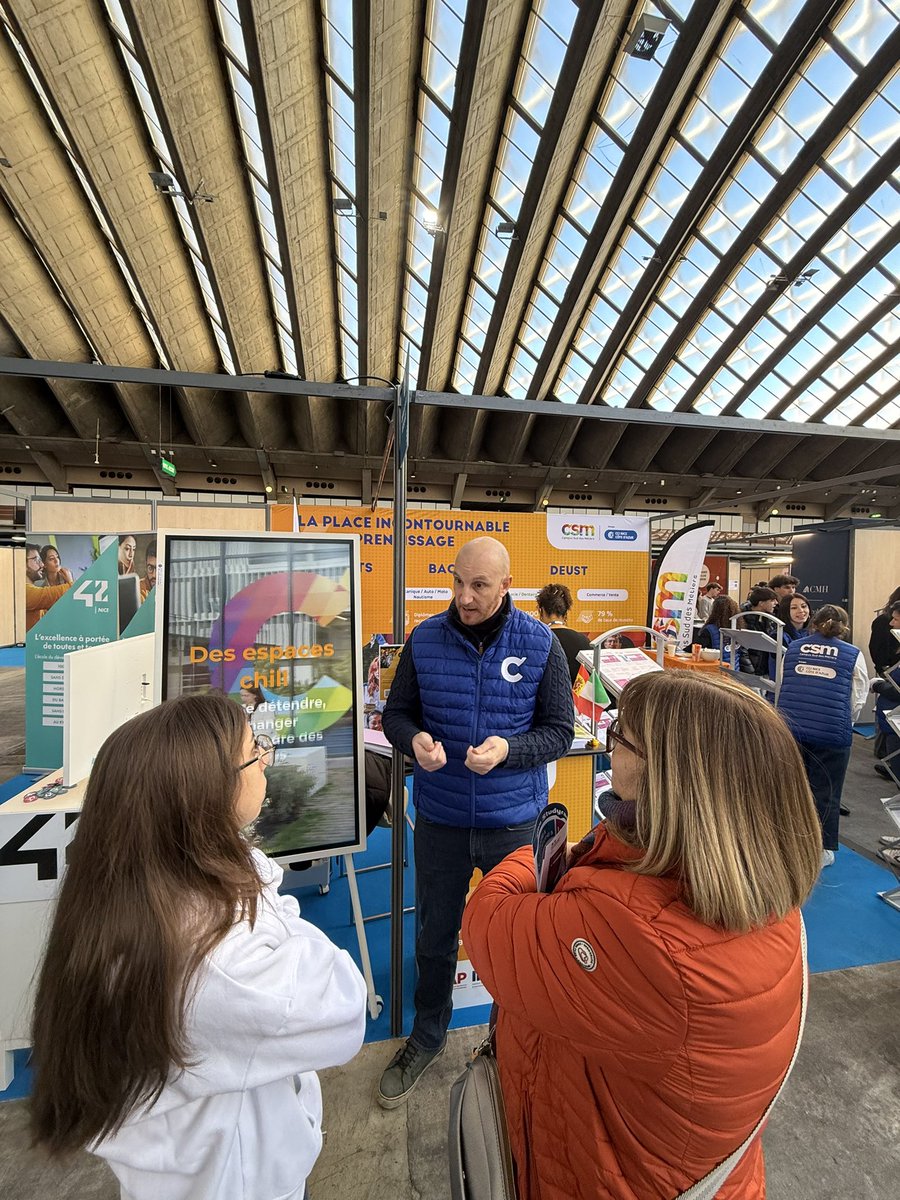 CampusSudMetier's tweet photo. ✨ Retour sur le Salon Studyrama : une journée riche en échanges pour les jeunes en quête d’orientation.
Merci aux visiteurs et rendez-vous à notre prochaine Journée Portes Ouvertes le 25 janvier ! 📅
#CampusSudMétiers #CSMLife #Cmonfutur https://t.co/P1k4bUG1j5