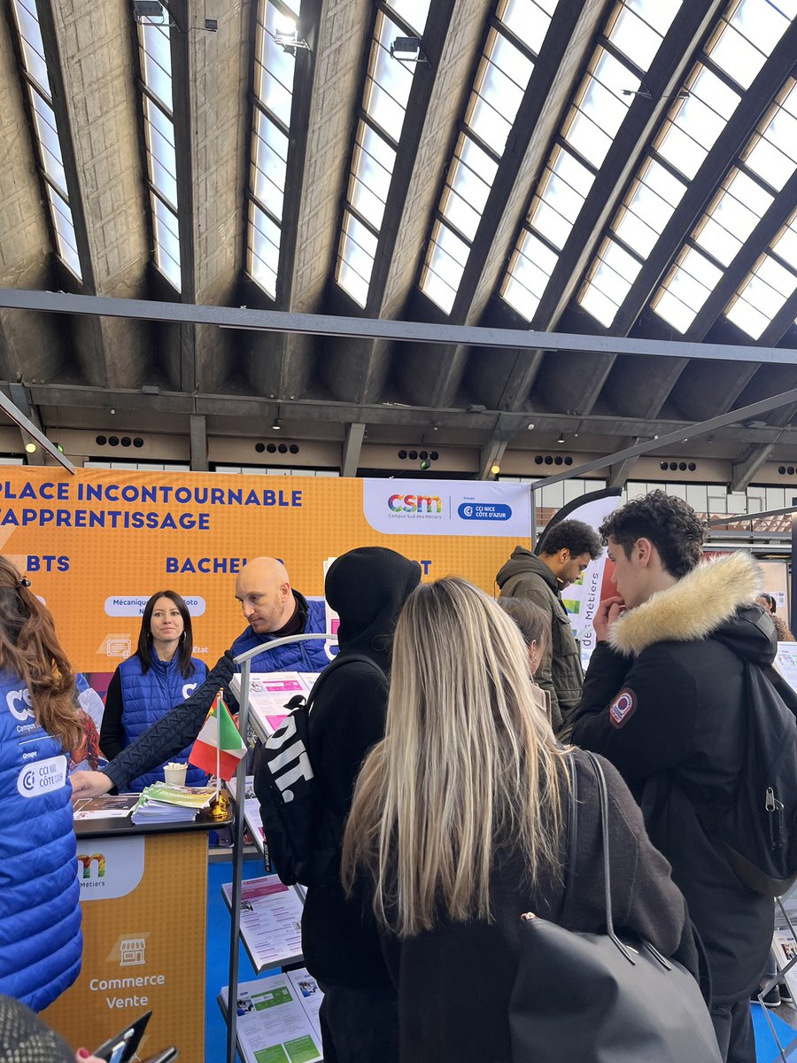 CampusSudMetier's tweet photo. ✨ Retour sur le Salon Studyrama : une journée riche en échanges pour les jeunes en quête d’orientation.
Merci aux visiteurs et rendez-vous à notre prochaine Journée Portes Ouvertes le 25 janvier ! 📅
#CampusSudMétiers #CSMLife #Cmonfutur https://t.co/P1k4bUG1j5