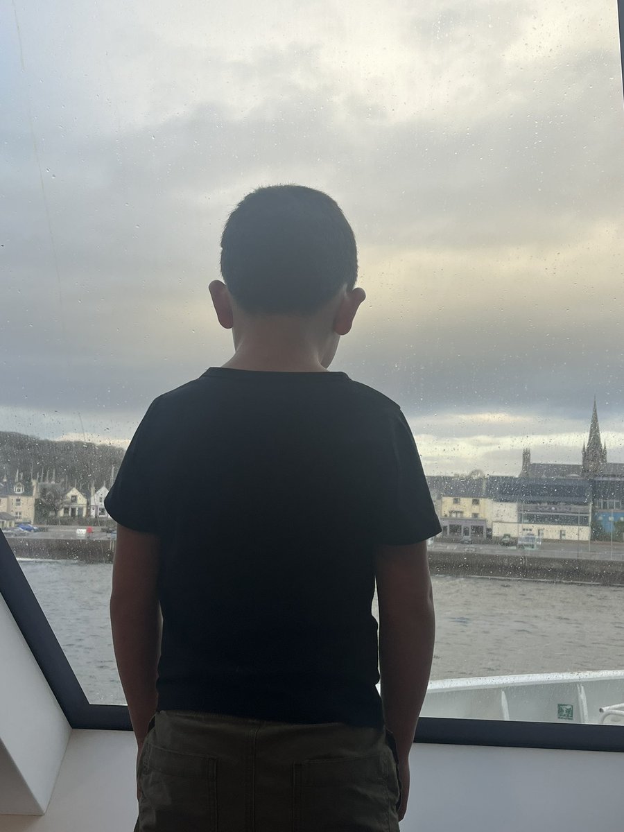 KiaBullen's tweet photo. IOL amazing , something about the place can’t shake it , glad we saw murdo and Ian for there birthdays and Gabriel saw his teacher 💙🏴󠁧󠁢󠁳󠁣󠁴󠁿 you have our hearts https://t.co/FZOenT0HyN
