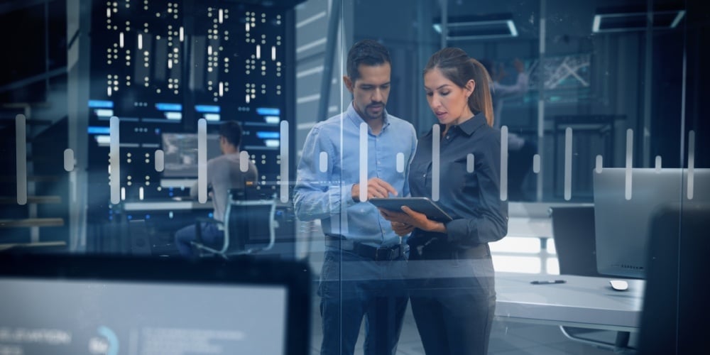 𝗕𝗟𝗢𝗚 🌐 | El mercado de #DataCenters en la Región Metropolitana sigue creciendo 📊💻  Según un estudio de GPS Property, la capacidad instalada ha aumentado sostenidamente en 10 años y proyecta inversiones por US$1.700 millones al 2030

✴️Más info 👇
hubs.ly/Q030RZtJ0