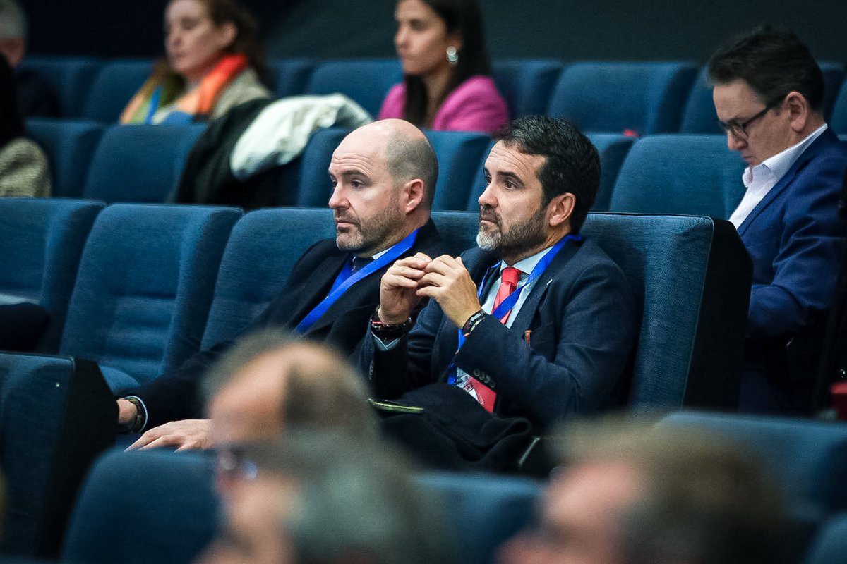 malaga's tweet photo. El concejal de @turismodemalaga, @jfgesp, ha asistido esta mañana a la 28ª Conferencia Iberoamericana de Ministros y Empresarios de Turismo (#CIMET) que se celebra en @IFEMA, como antesala a una nueva edición de #Fitur2025, que tendrá lugar del 22 al 26 de enero. https://t.co/3ZzArCzYEL