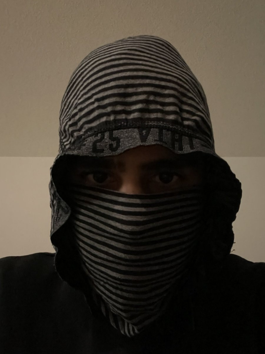 17YearArabDev's tweet photo. I'm a 17 year old kid who's going to start a memecoin 🚀🚀🚀 soon... https://t.co/iBsVn8jF1x