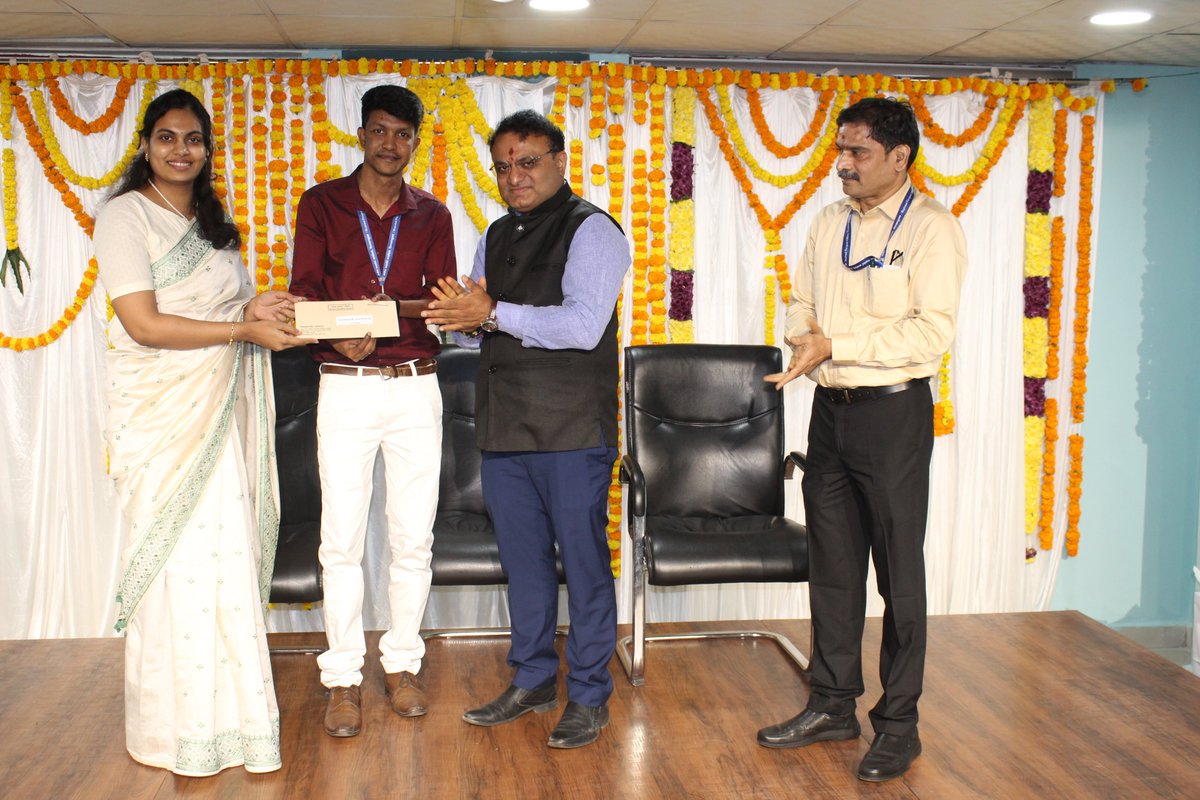 As part of the Swachh Bharat Initiative, a drawing competition was held. The corresponding prize distribution took place, with the prizes being distributed by the esteemed JS Sir, accompanied by our Passport Officer, Vishwanjali Gaikwad mam, and Acting PO, K.N. Bhaskara Rao sir.