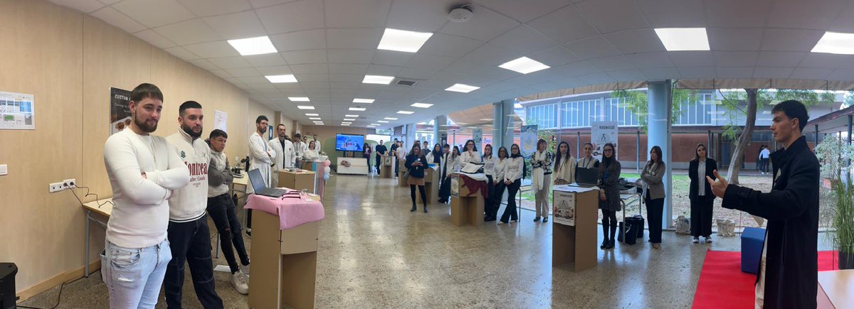 El CIPFP Mislata con el emprendimiento 💡
Celebramos la III jornada de idea emprendedora.
Los equipos presentan sus ideas emprendedoras al jurado. ⚖️

<a href="/GVAeducacio/">GVA Educació</a> <a href="/emprenfpmislata/">EmprenFPMislata</a>